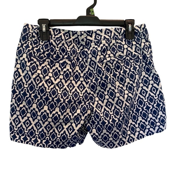 Banana Republic women's size 6 Blue white geometric pattern cotton shorts - Picture 6 of 7